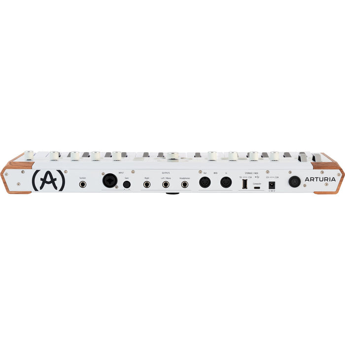 Arturia AstroLab 37 Avant-garde stage keyboard