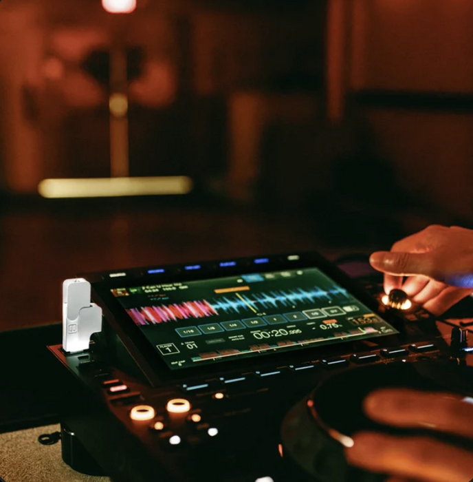 DJ Tech Tools Chroma USB Drive for DJs 256GB, White