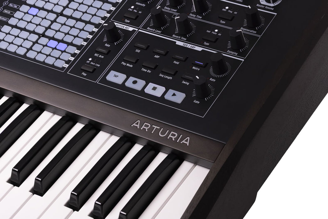 Arturia PolyBrute 6-Voice Polyphonic Morphing Analog Synthesizer - Noir, Limited Edition (Open Box)