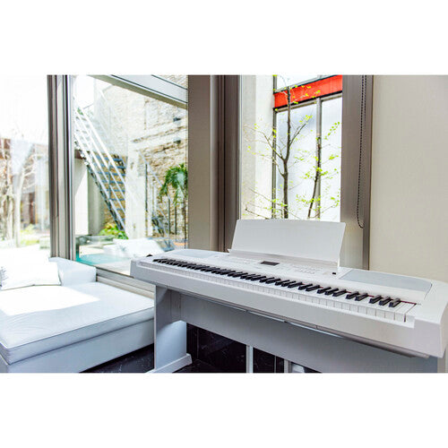 Yamaha DGX-670 88-Key Portable Digital Grand Piano with Speakers (White)